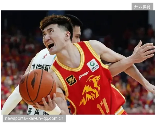 上海久事孙铭徽伤病突发改变出战计划，球队策略悄然调整引发广泛关注